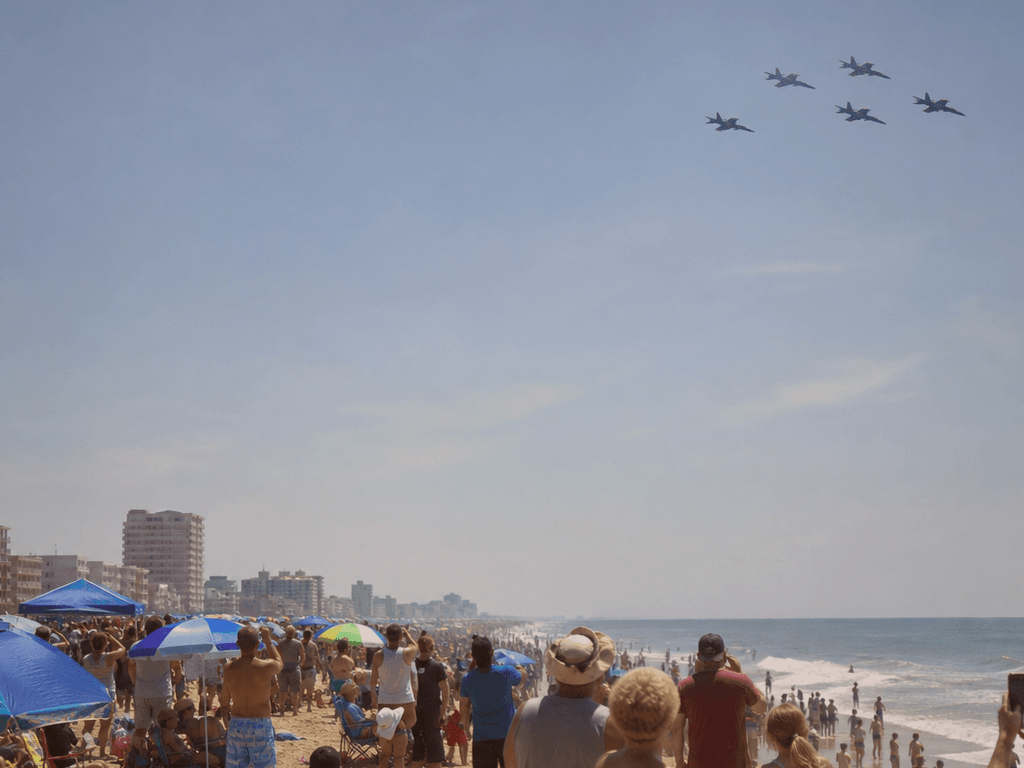Air Show weekend: crowd pacing from a local — supporting Beach Blog photo, Ocean City, Maryland