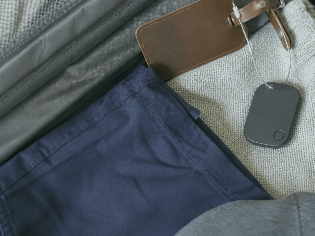 AirTag plus luggage tag: track and claim — supporting Beach Blog photo, Ocean City, Maryland