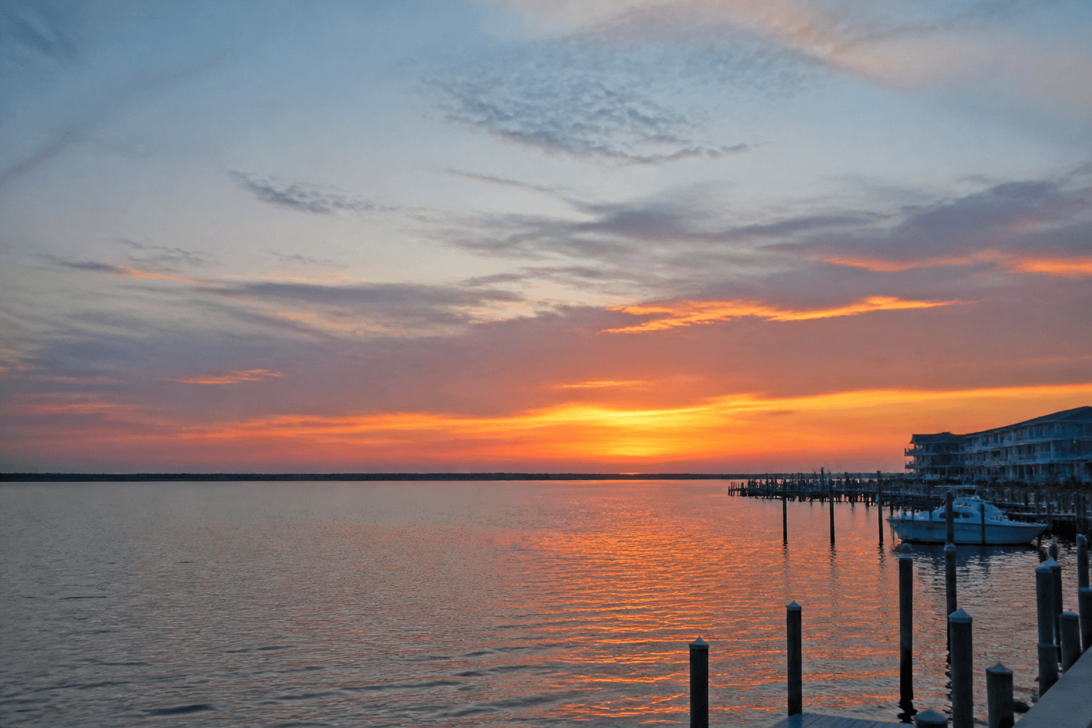 Assawoman Bay sunset from the west side: color without the ocean wind slap — Beach Blog photo, Ocean City, Maryland