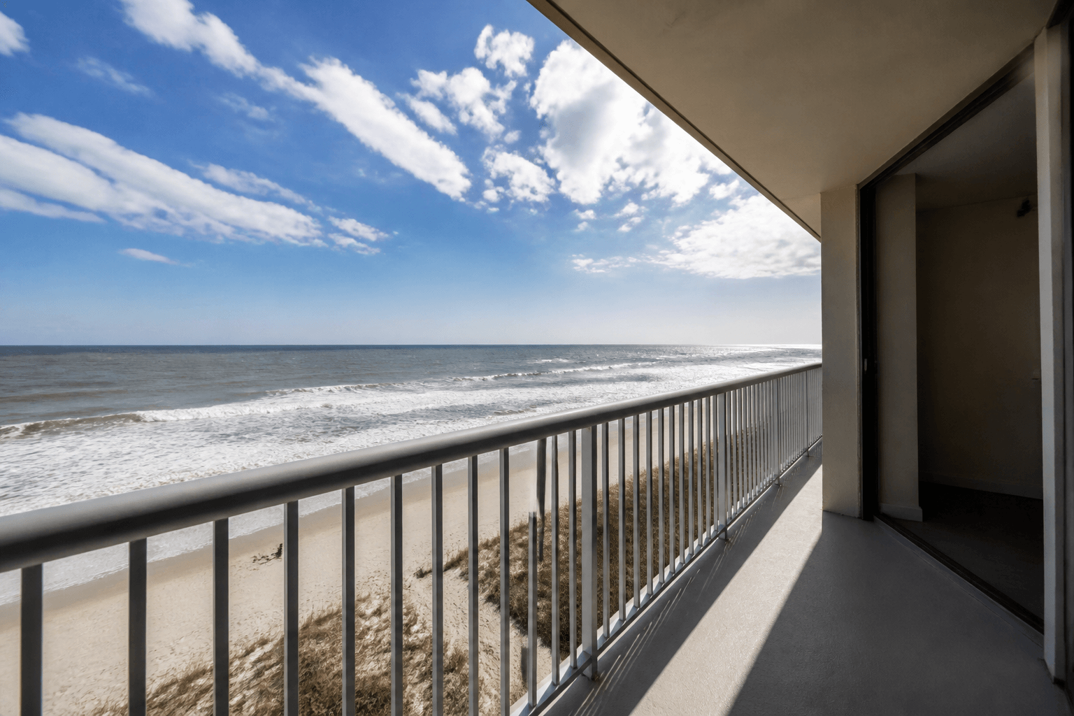 Balcony smoking bans: respect the posting — Beach Blog photo, Ocean City, Maryland