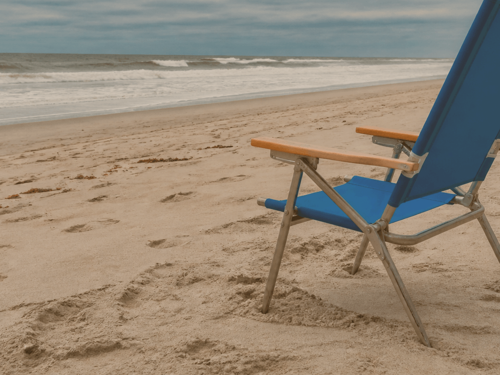 Beach chair spike length: short spikes lose to wind — supporting Beach Blog photo, Ocean City, Maryland