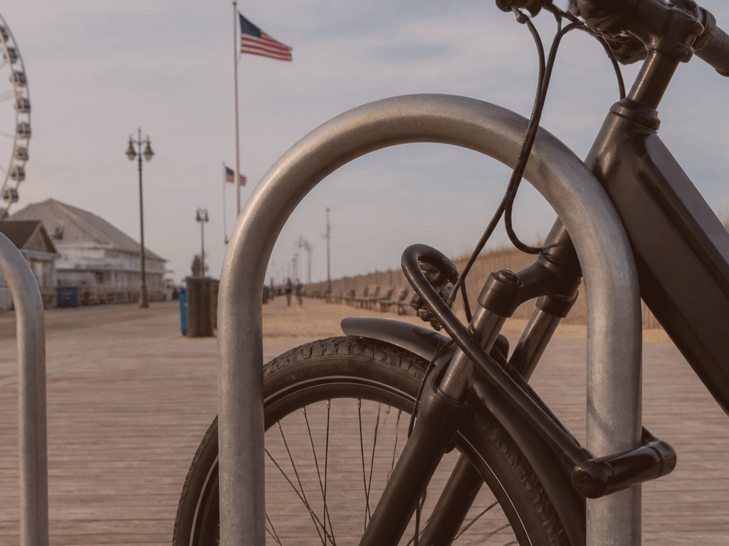 Bike lock cable thickness: thin cable is a souvenir gift — supporting Beach Blog photo, Ocean City, Maryland
