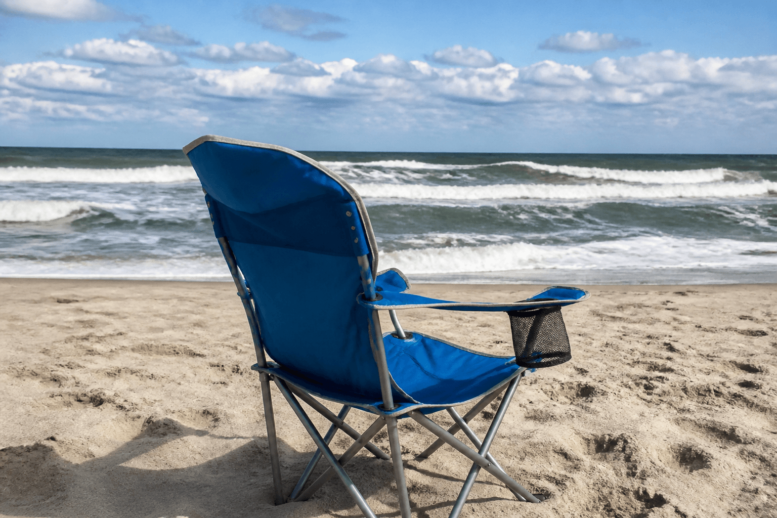 Camp chair cupholders: useful until wind argues — Beach Blog photo, Ocean City, Maryland