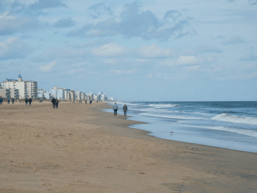 Columbus Day shoulder weekend value: space, cooler water, honest packing — supporting Beach Blog photo, Ocean City, Maryland