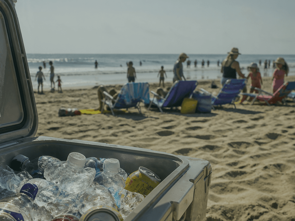 Cooler and ice run before noon: cold drinks without the meltdown — supporting Beach Blog photo, Ocean City, Maryland