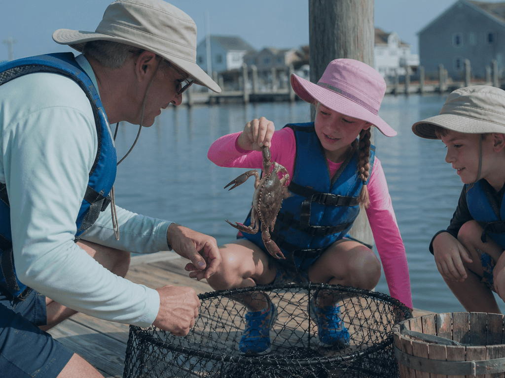 crabbing pier kids safe setup — supporting Beach Blog photo, Ocean City, Maryland