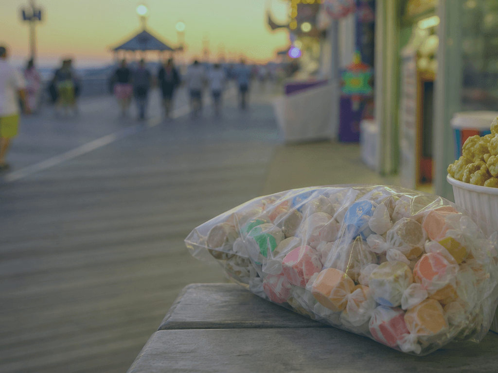 Dolle's Candyland review: the Wicomico Street taffy stop still earns the detour — supporting Beach Blog photo, Ocean City, Maryland