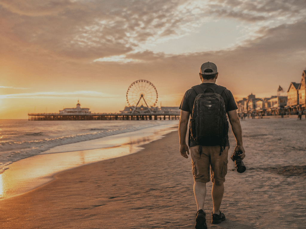 Drone-free photography walk: better frames from eye level anyway — supporting Beach Blog photo, Ocean City, Maryland