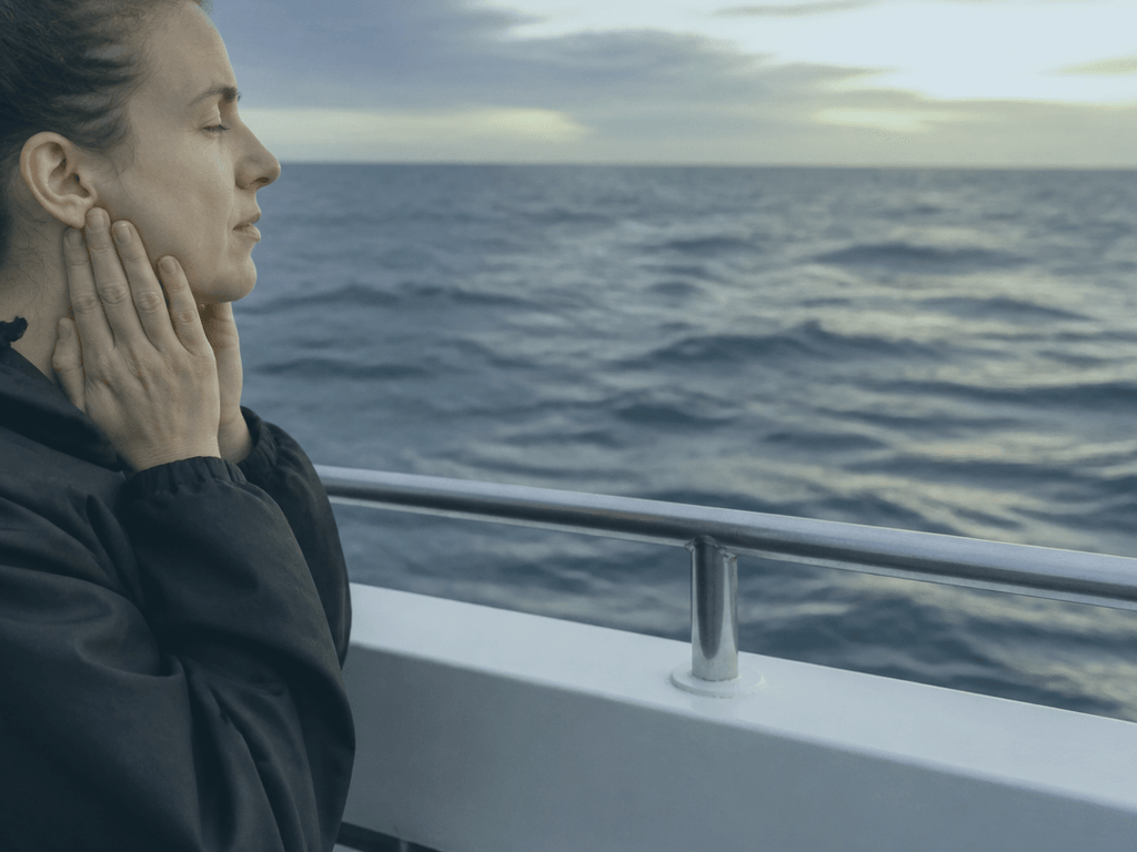 Ear pressure on head boats and planes: equalize early, skip the tough-it-out act — supporting Beach Blog photo, Ocean City, Maryland