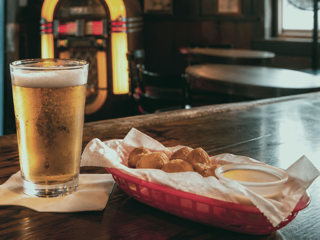 Harbor Inn: Maggie Ellison on the tiny downtown bar with outsized Ocean City history — supporting Beach Blog photo, Ocean City, Maryland