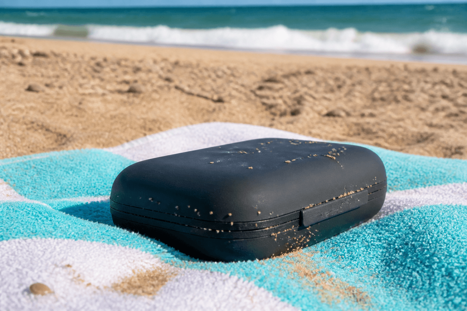 Hearing aid sand seal case: beach days need a ritual — Beach Blog photo, Ocean City, Maryland