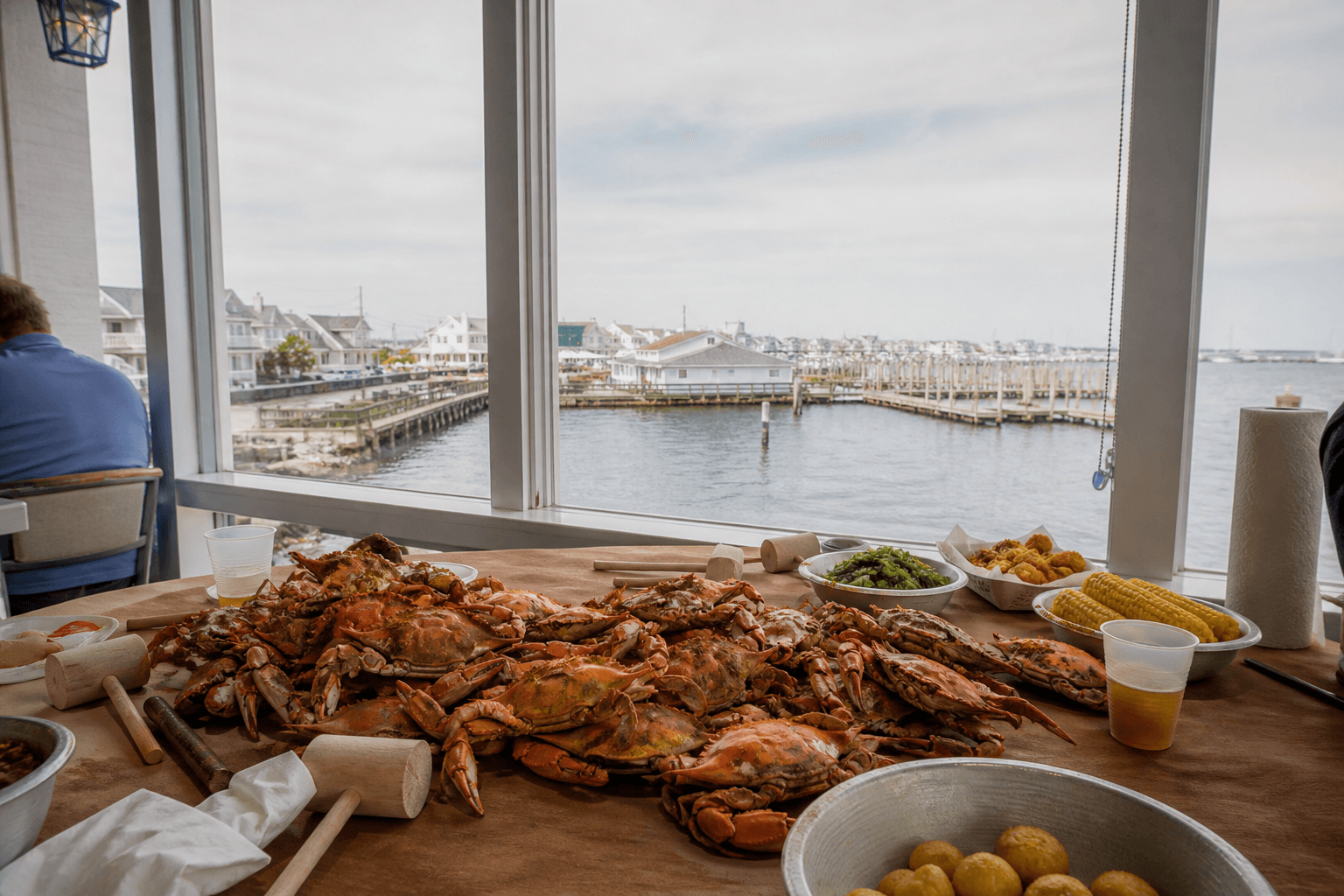 Hooper's Crab House: big barn, bay view, and crab-feast homework — Beach Blog photo, Ocean City, Maryland
