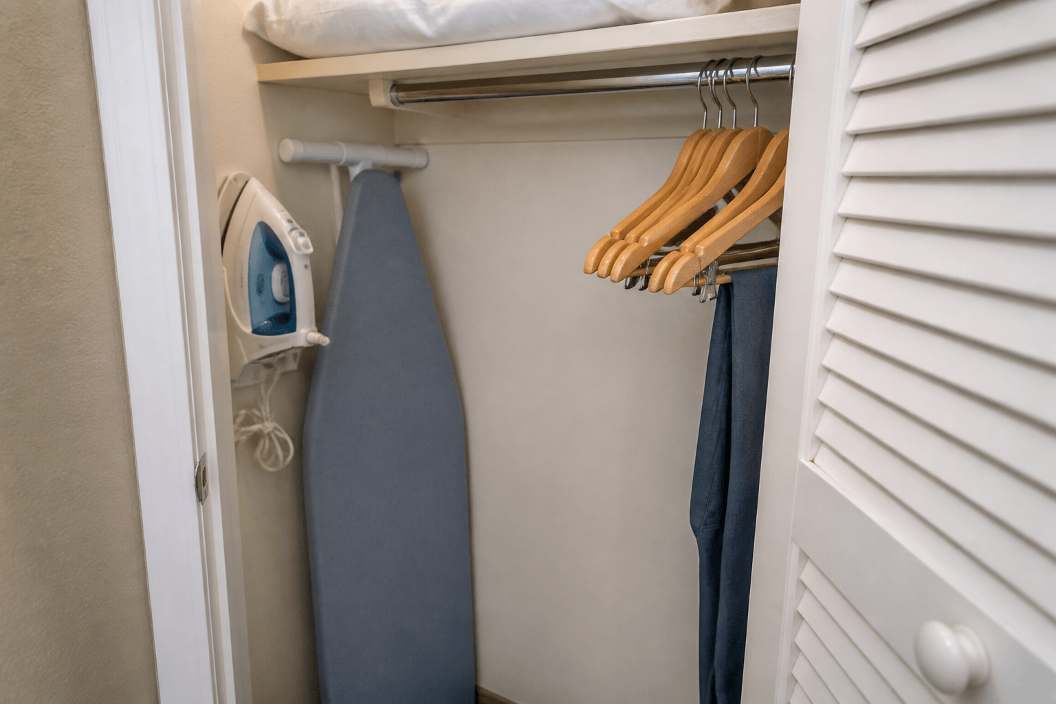Hotel iron and board: find them before wrinkled dinner — Beach Blog photo, Ocean City, Maryland