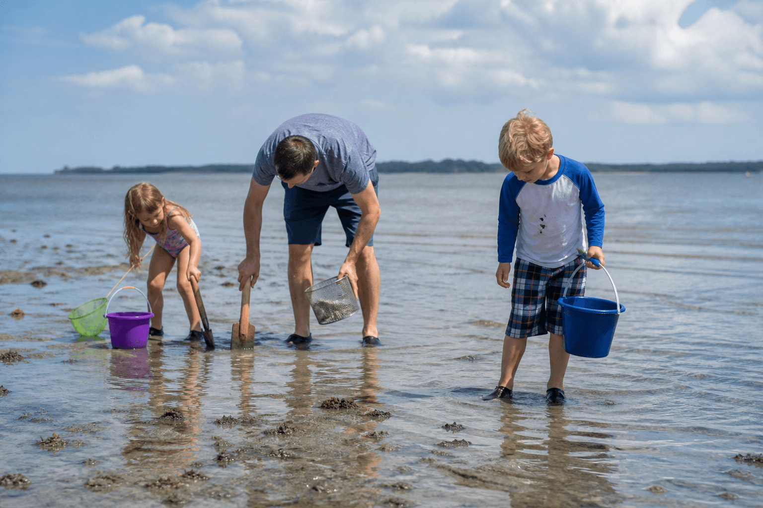 Kids clamming and bay discovery hour: short, supervised, and actually fun — Beach Blog photo, Ocean City, Maryland