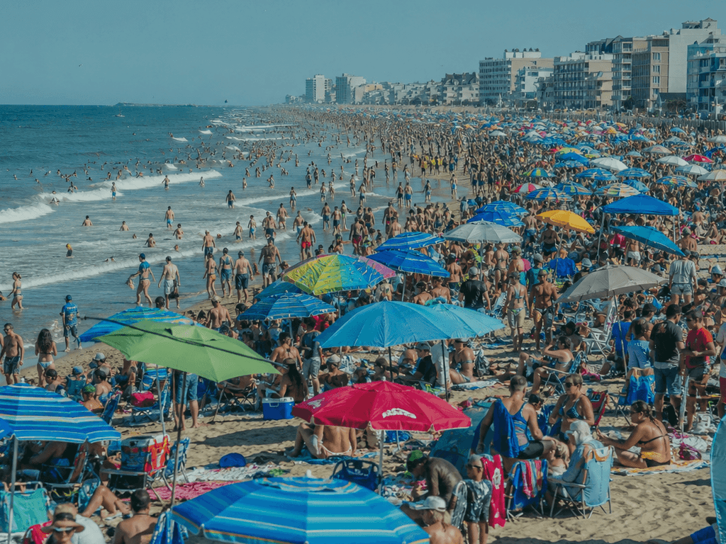 Labor Day last blast pacing: one big day, not a three-day sprint — supporting Beach Blog photo, Ocean City, Maryland