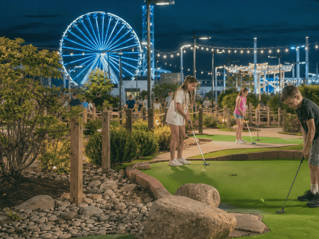 Mini golf night lights: kid rating for glow rounds vs daytime heat — supporting Beach Blog photo, Ocean City, Maryland