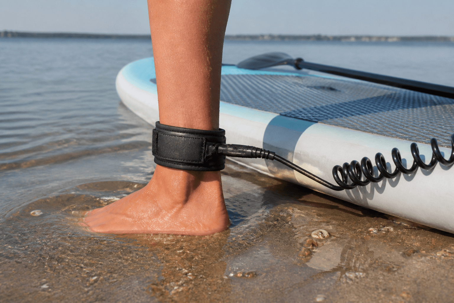 Ocean City bay SUP leash check: connect before you launch — Beach Blog photo, Ocean City, Maryland