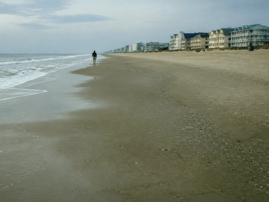 Ocean City beach walk tide check: give your route room — supporting Beach Blog photo, Ocean City, Maryland