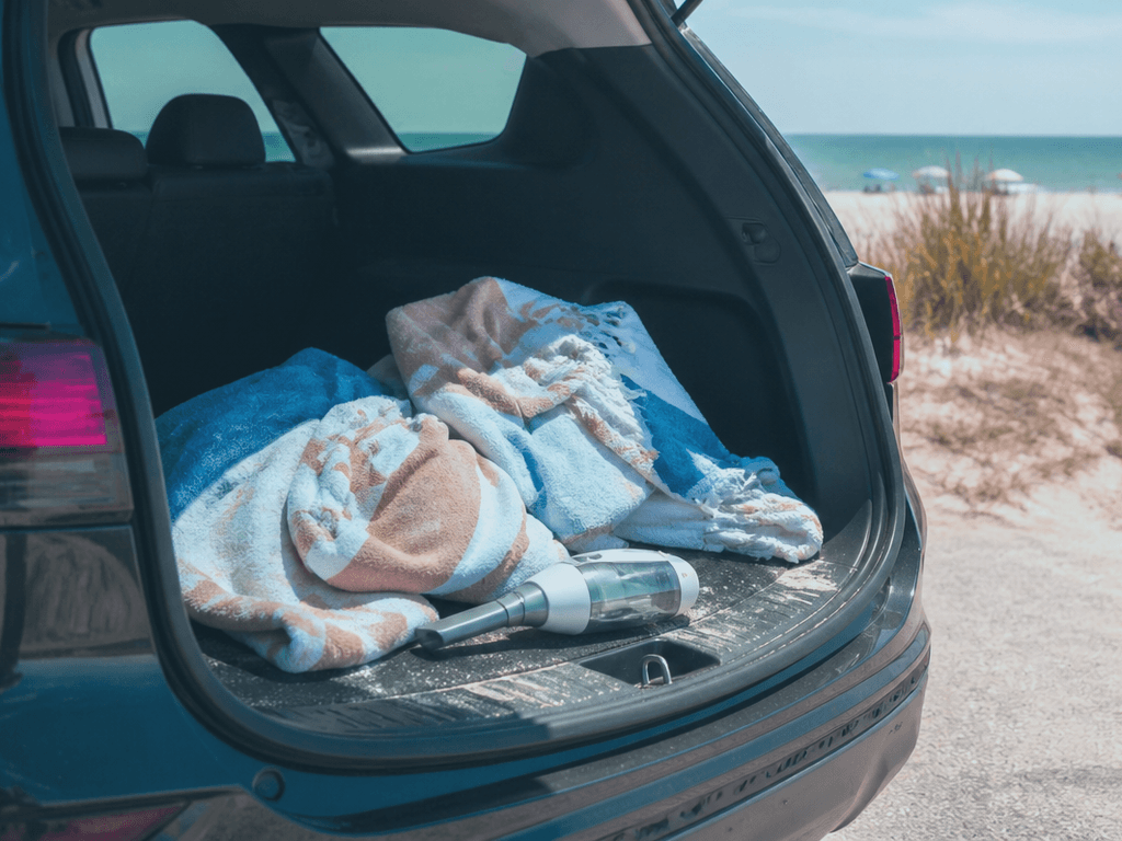 Ocean City family car sand sweep: leave less beach in the seats — supporting Beach Blog photo, Ocean City, Maryland