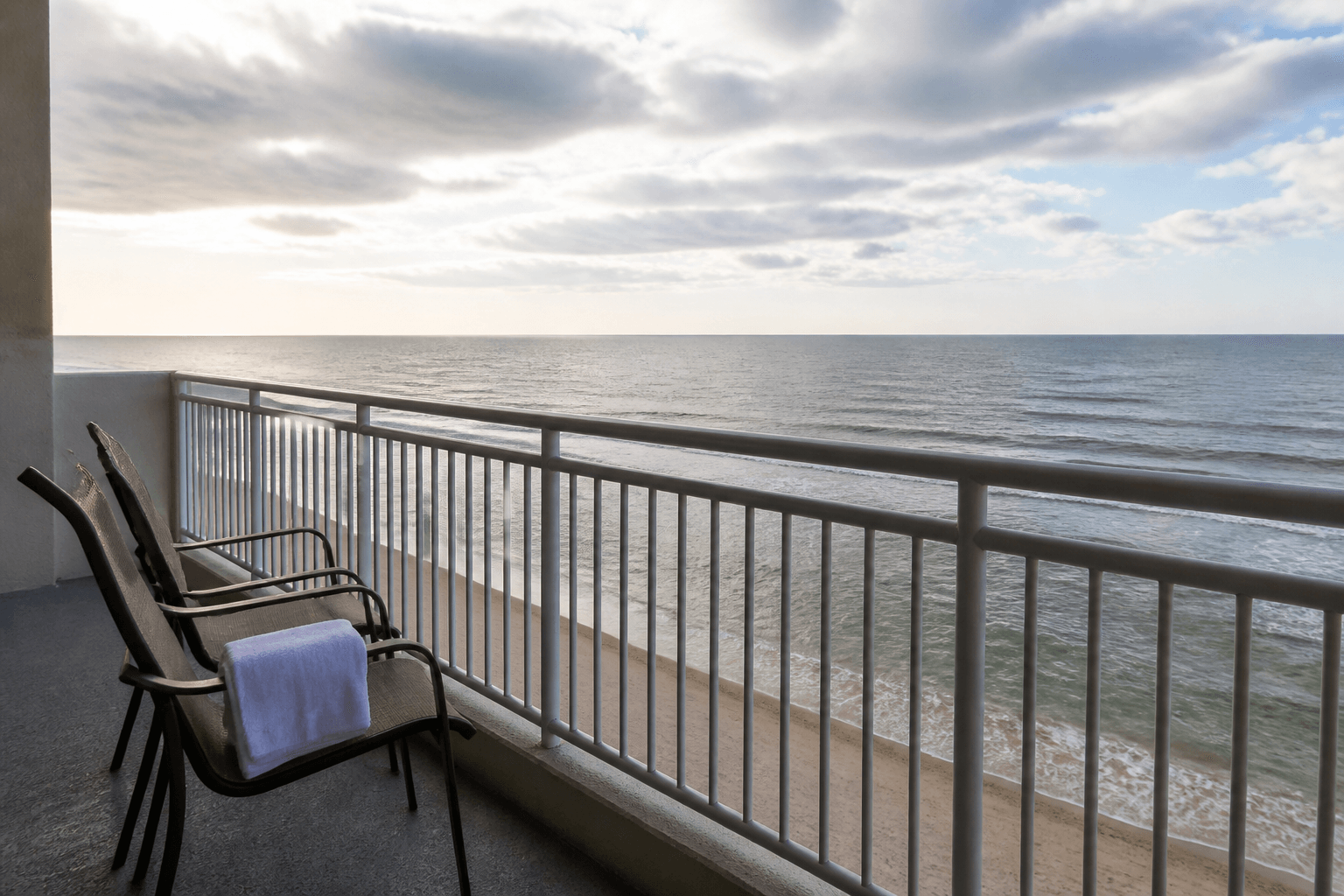 Ocean City hotel balcony weather check: enjoy the view safely — Beach Blog photo, Ocean City, Maryland