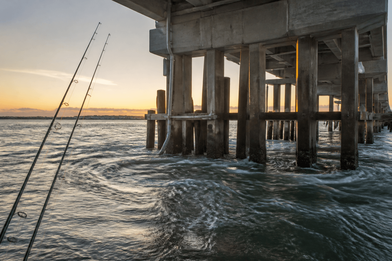Ocean City moving-water habit: fish the tide push, not the pretty slack postcard — Beach Blog photo, Ocean City, Maryland