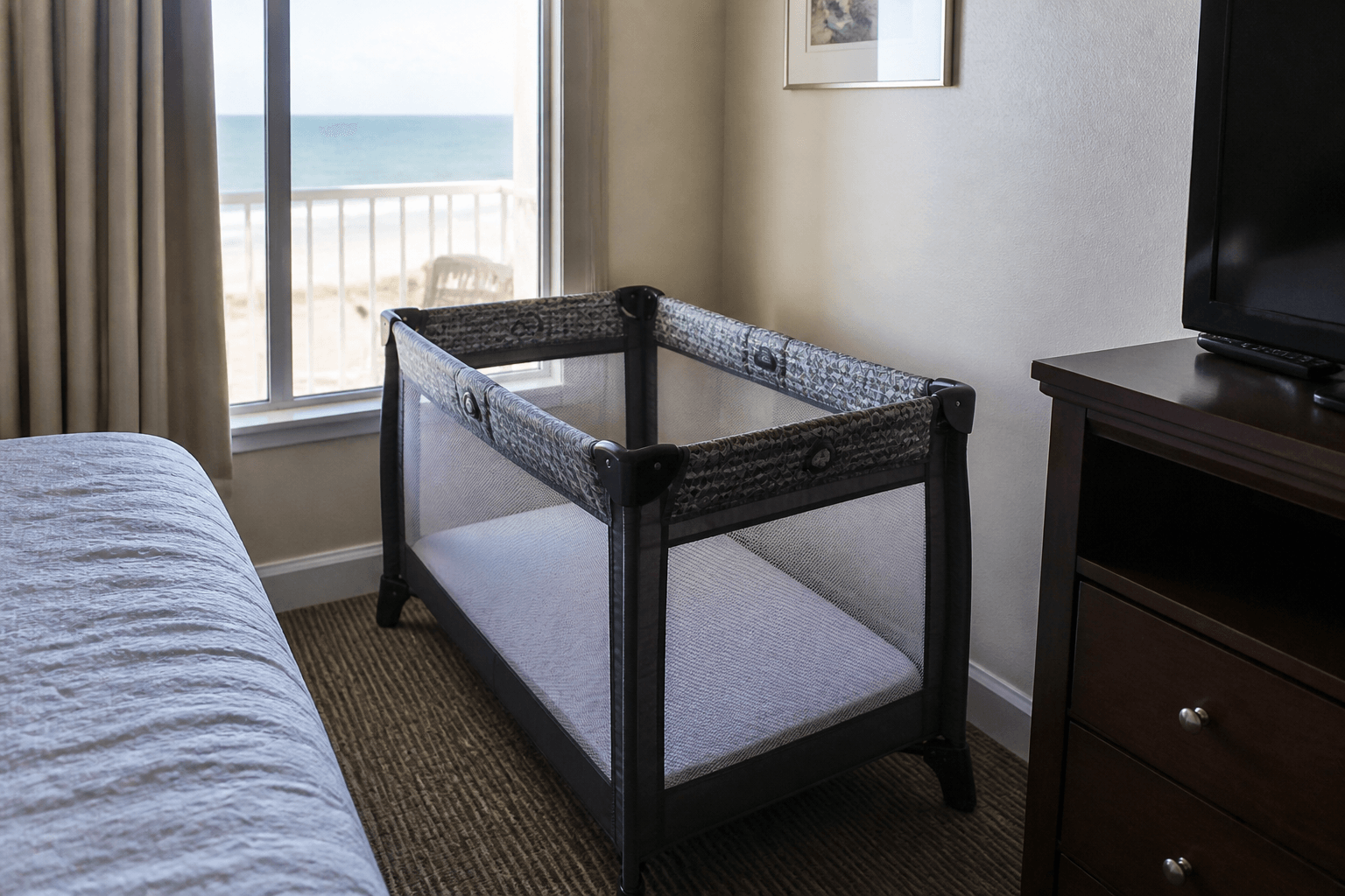 Pack-n-play request before arrival: confirm, then pack a backup sheet — Beach Blog photo, Ocean City, Maryland