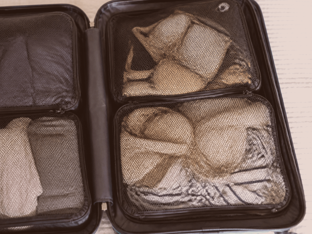 Packing cubes: dirty-sand split saves the suitcase — supporting Beach Blog photo, Ocean City, Maryland