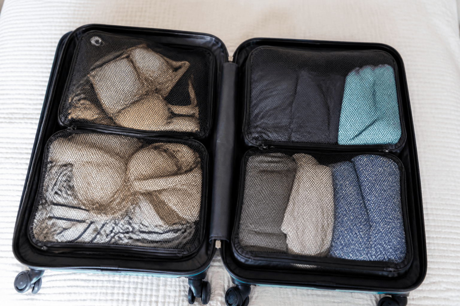 Packing cubes: dirty-sand split saves the suitcase — Beach Blog photo, Ocean City, Maryland