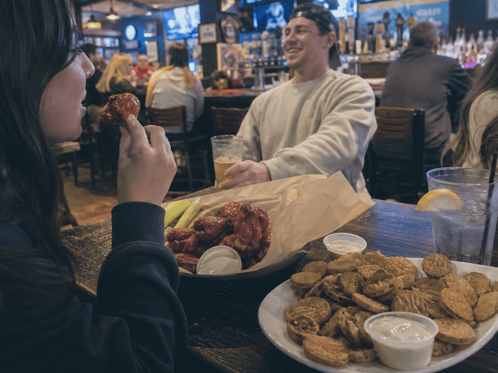 Pickles Pub review: downtown sports-barn fuel until the late kitchen — supporting Beach Blog photo, Ocean City, Maryland