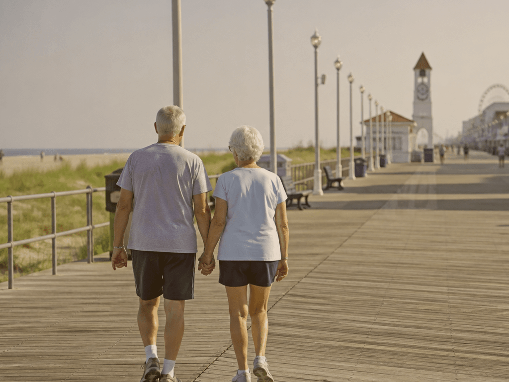 Senior week midweek quiet wins: softer crowds, longer mornings, kinder nights — supporting Beach Blog photo, Ocean City, Maryland