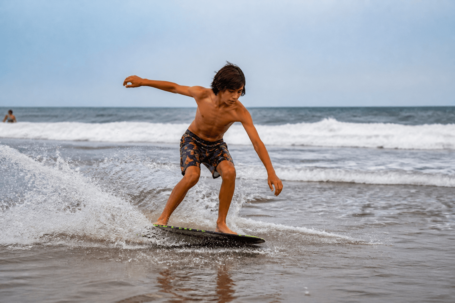 Skimboarding Ocean City shorebreak: worth it, mid, or eat sand? — Beach Blog photo, Ocean City, Maryland
