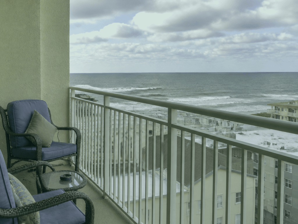 Smoke balcony condo diplomacy: wind direction is your neighbor policy — supporting Beach Blog photo, Ocean City, Maryland