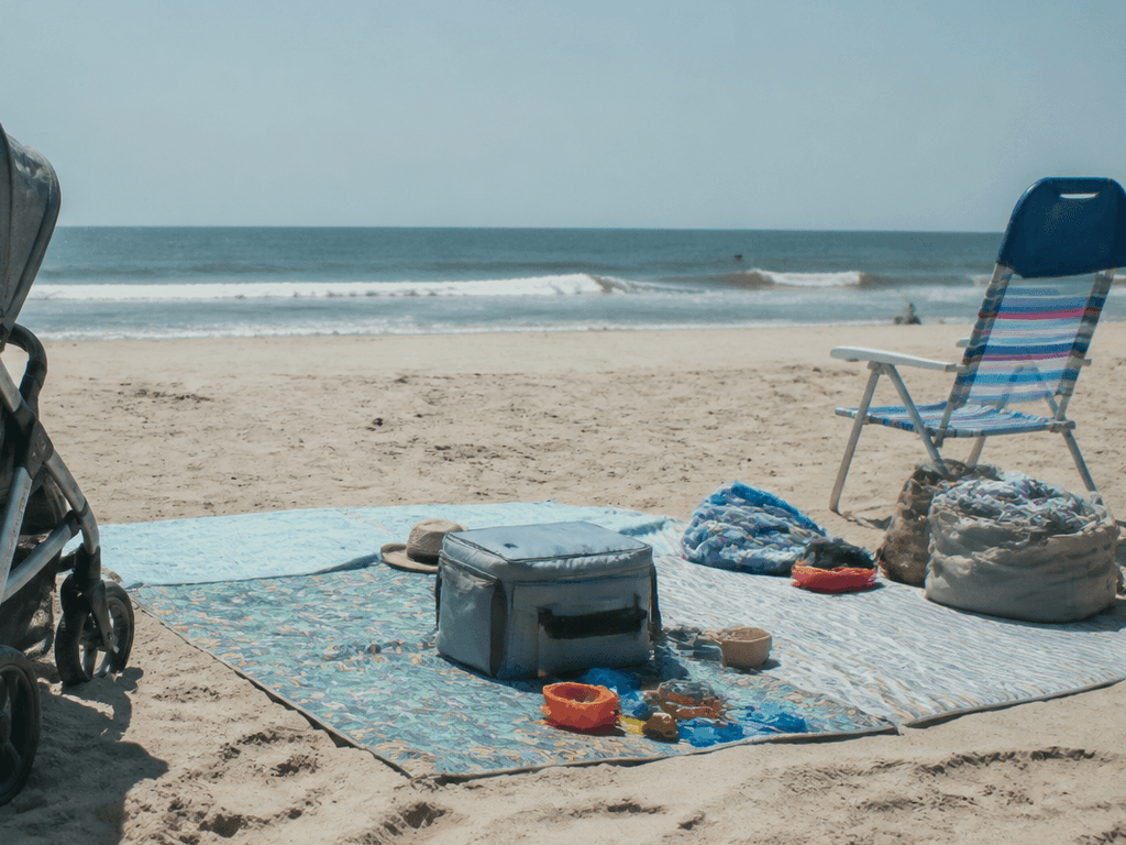 Stroller plus beach mat combo: stage gear without the sand explosion — supporting Beach Blog photo, Ocean City, Maryland