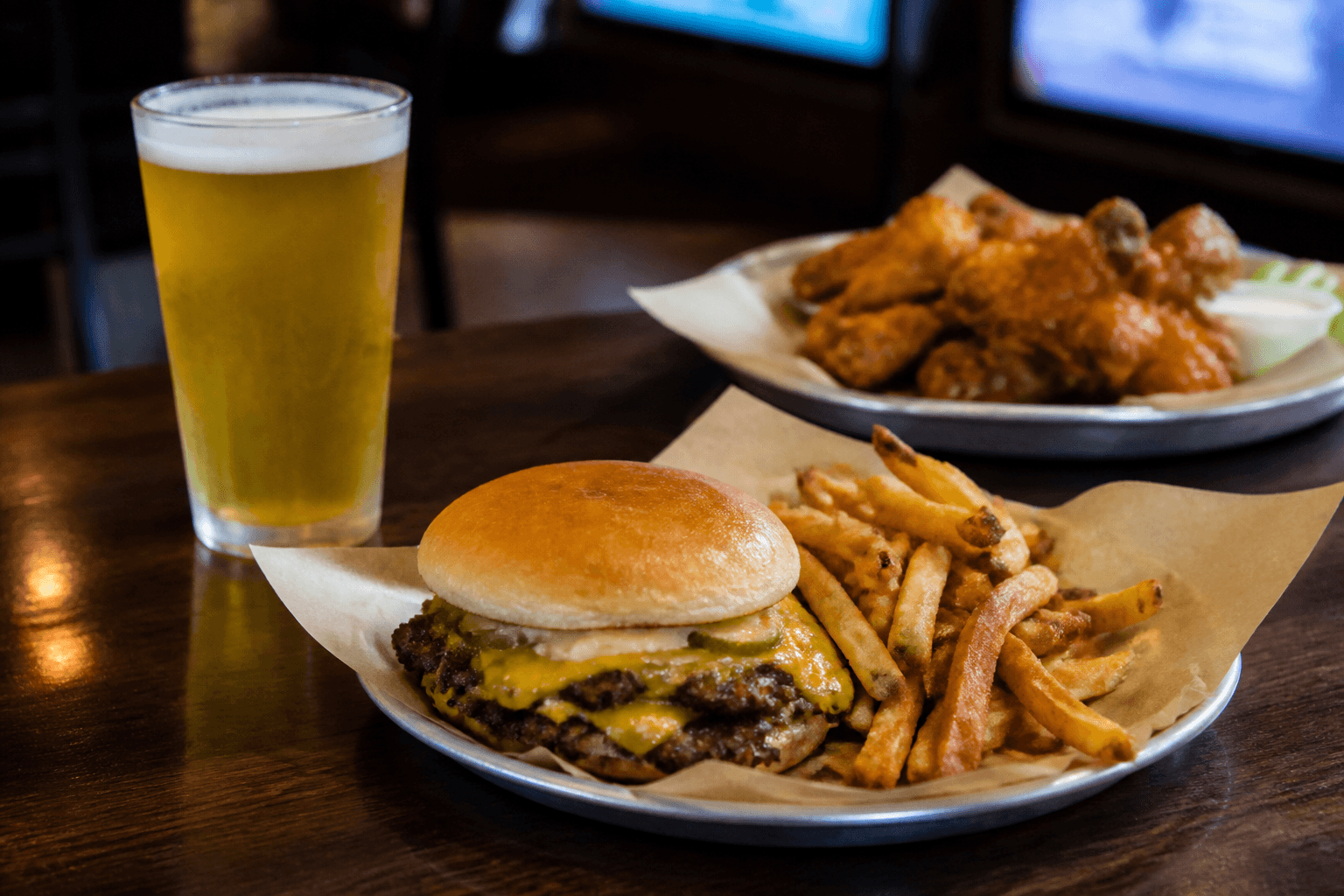 Taphouse West Bar and Grille: Mike Kowalski on taps, burgers, and pre-bridge timing — Beach Blog photo, Ocean City, Maryland