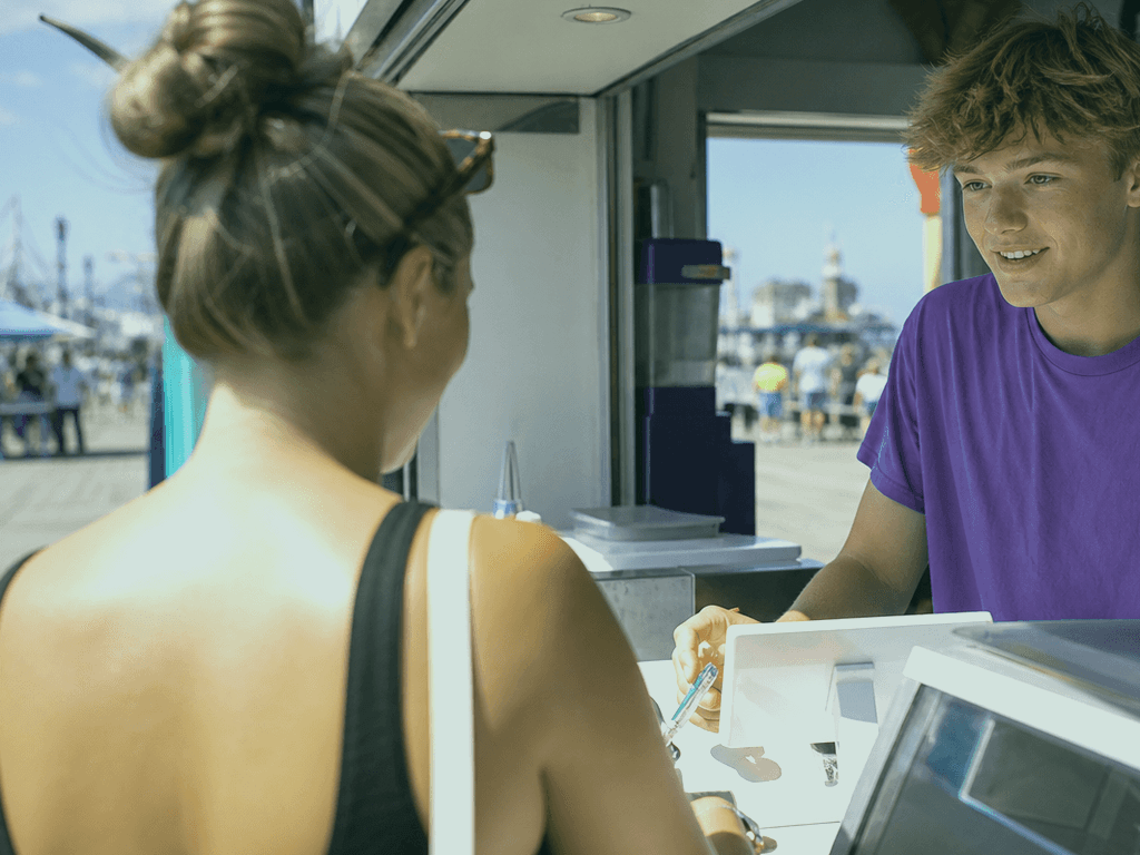 Teen summer job visitor perspective: tip well, be patient, remember they are human — supporting Beach Blog photo, Ocean City, Maryland