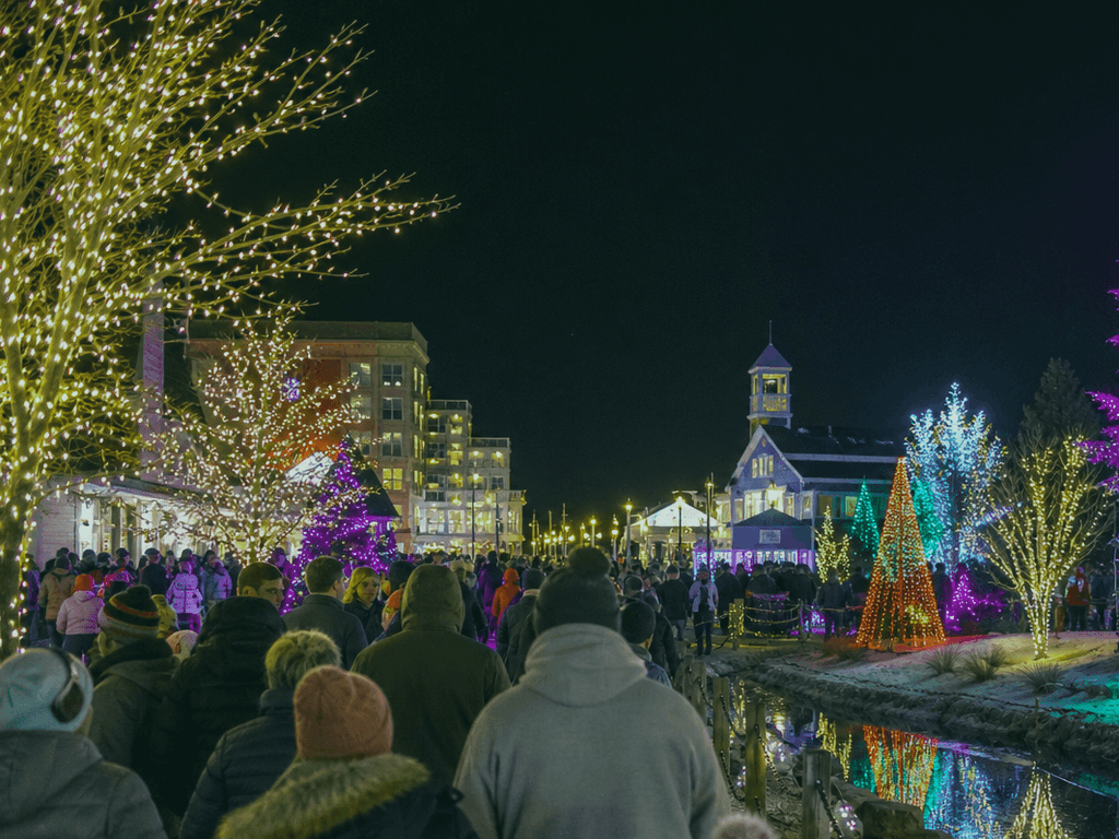 Winterfest of Lights weekend: crowd notes from someone who has worked the season — supporting Beach Blog photo, Ocean City, Maryland